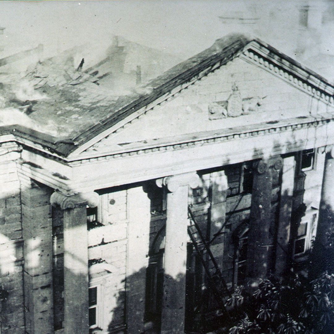  image of the 1913 fire at the Welland Courthouse 