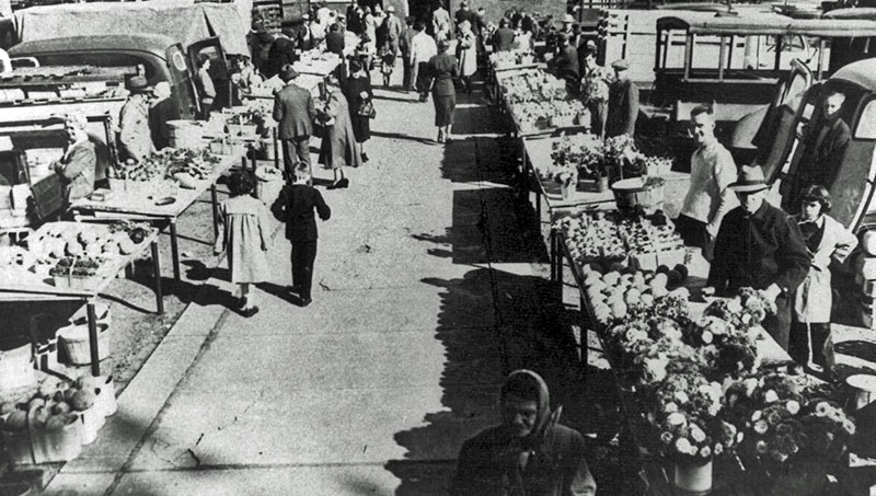 image of the Welland Farmers' Market then