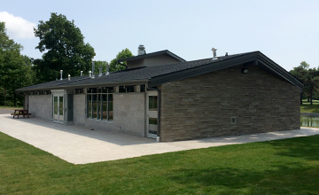 Chippawa Park Community Centre facilities