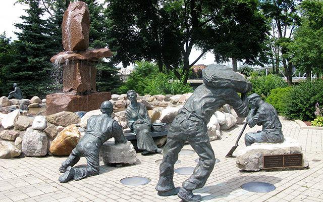 Welland Canal Memorial Monument now